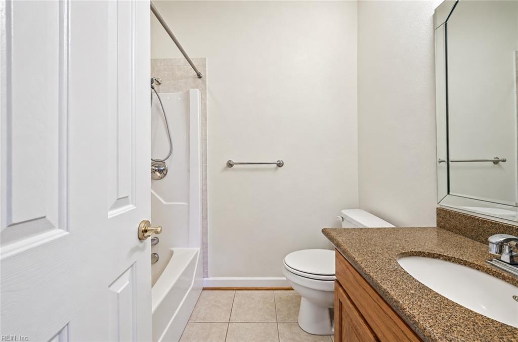 1824 Lancing Crest Ln Property Photo 35