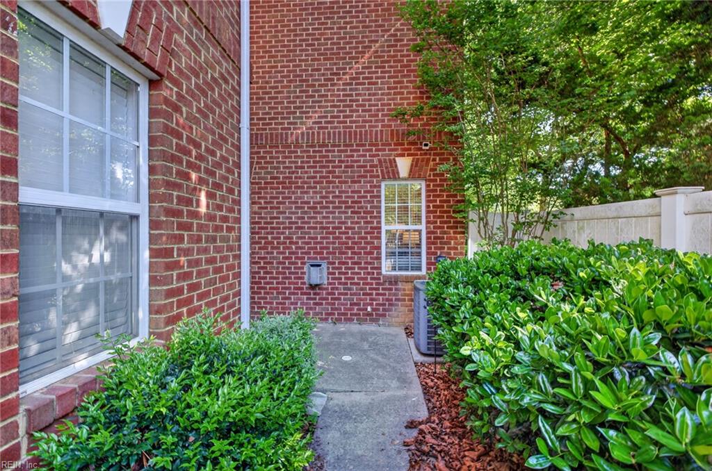 816 Great Marsh Ave Property Photo 5