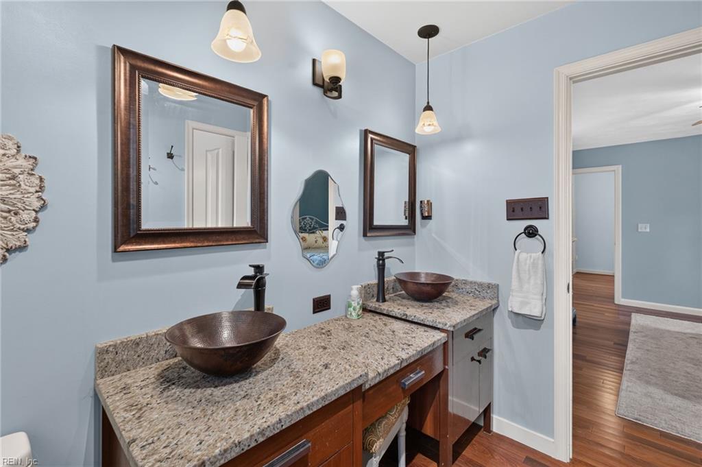 1013 Baydon Ln Property Photo 19
