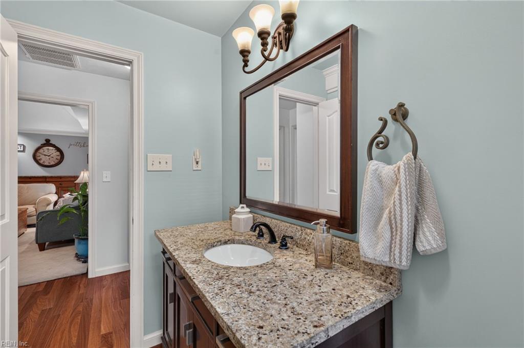 1013 Baydon Ln Property Photo 22