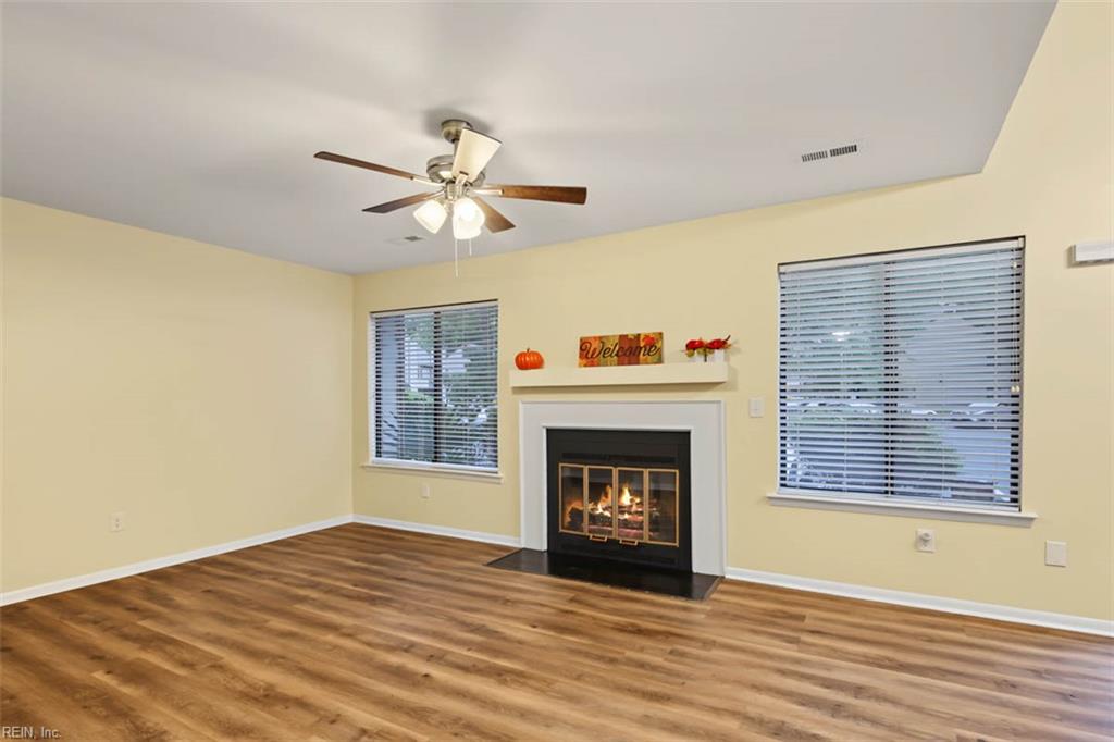 1146 North Green Dr Property Photo 15