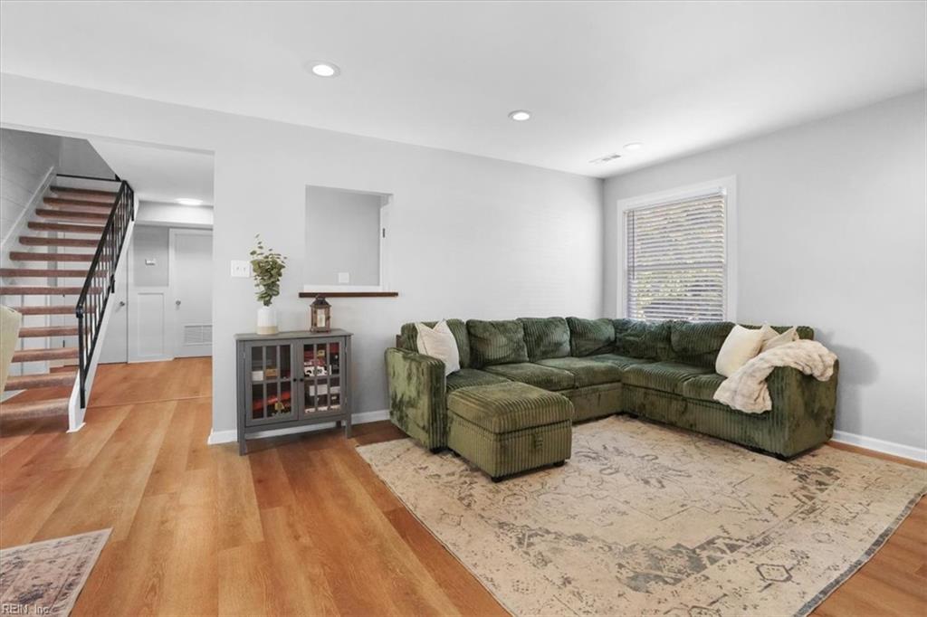 4217 Buttonwood Ct Property Photo 8