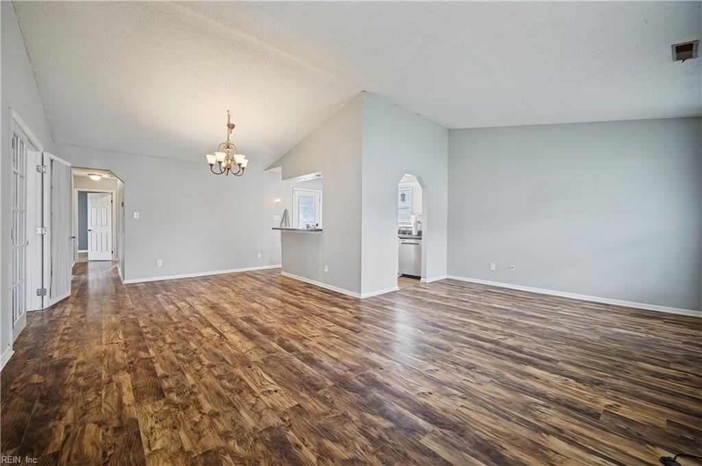2016 Inverrary Ct Property Photo 4