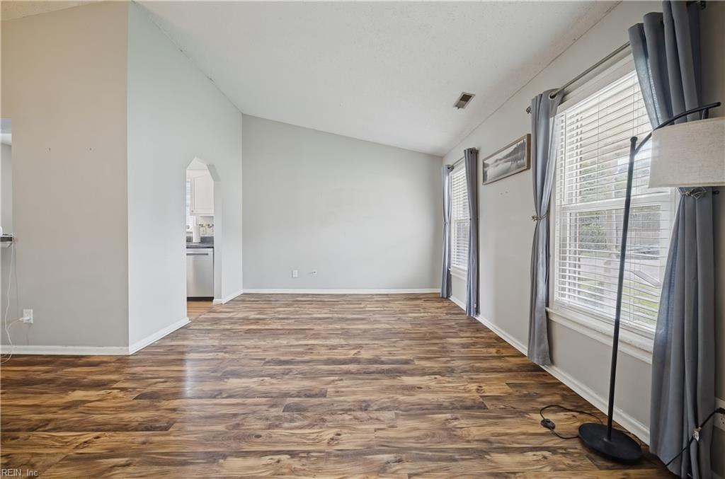 2016 Inverrary Ct Property Photo 8