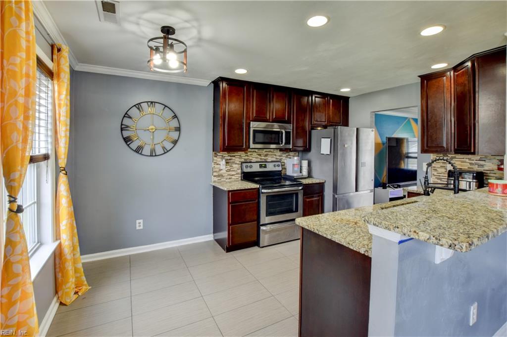 2107 Stalham Rd Property Photo 13