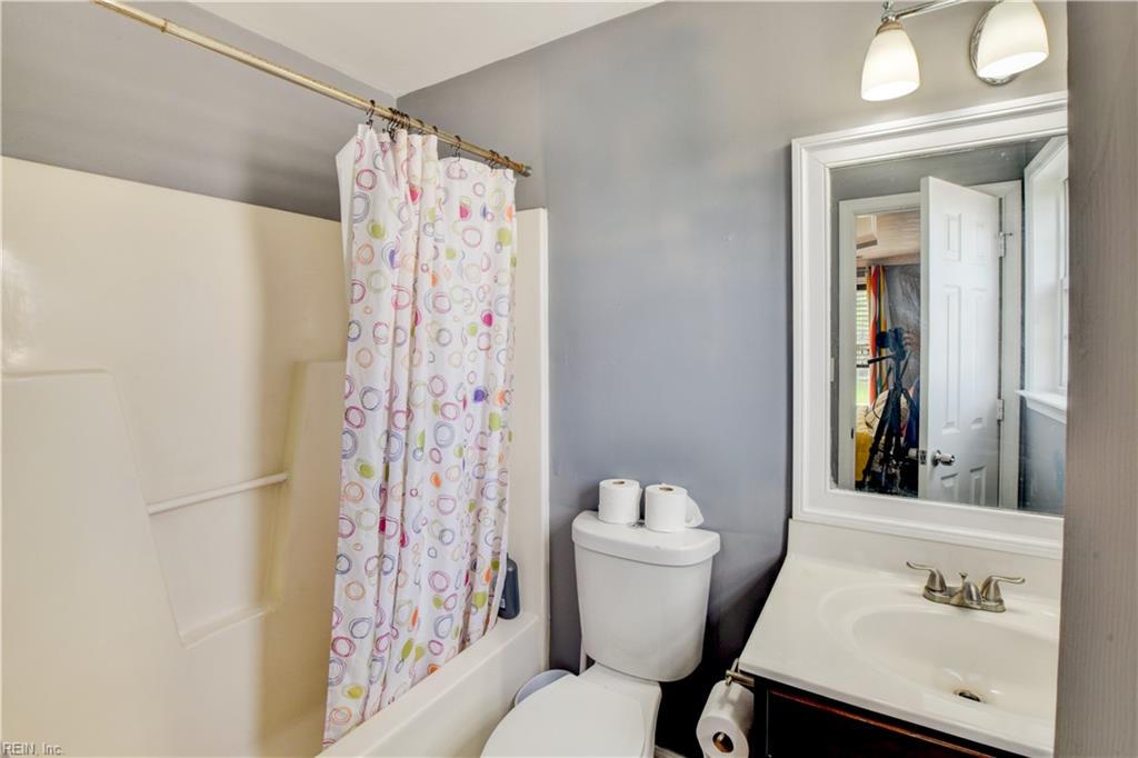 2107 Stalham Rd Property Photo 24