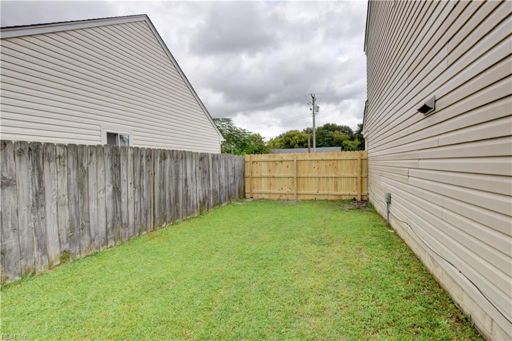 2107 Stalham Rd Property Photo 44