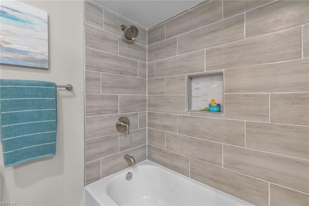 9 Rhodelia Ln Property Photo 23