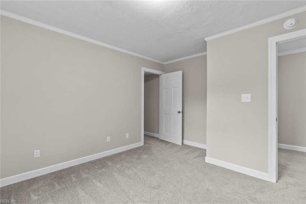 9 Rhodelia Ln Property Photo 25