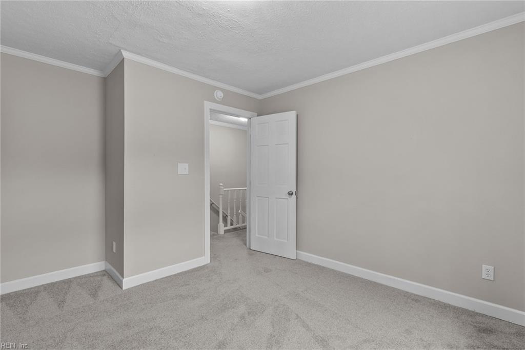 9 Rhodelia Ln Property Photo 26