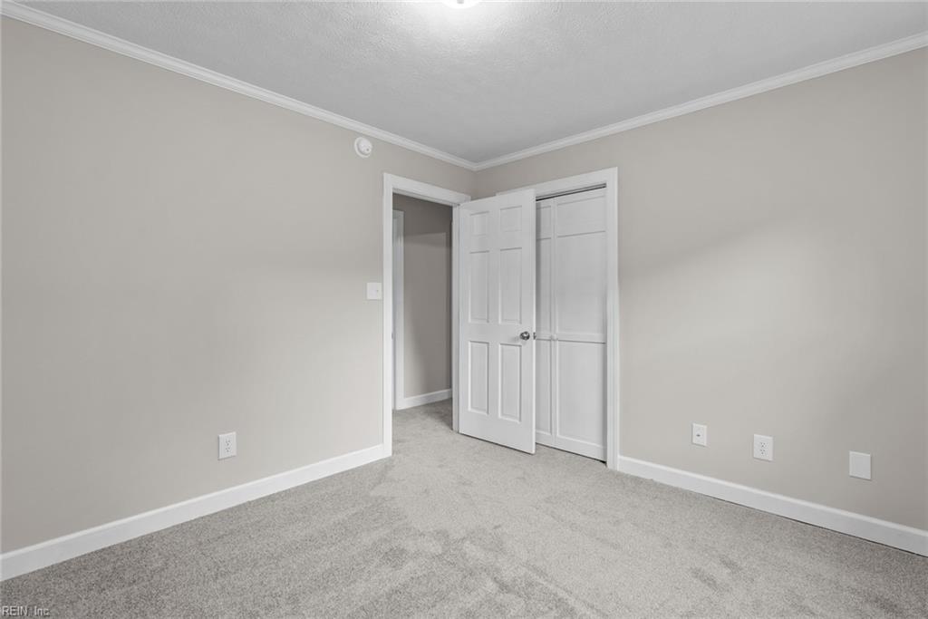 9 Rhodelia Ln Property Photo 30