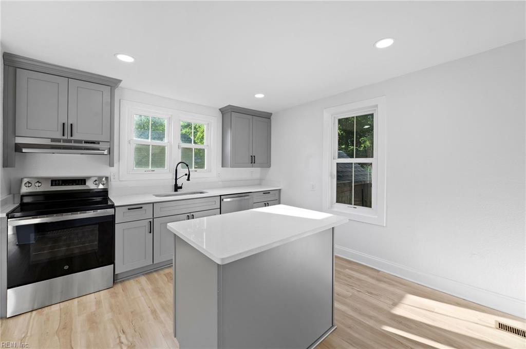 1502 Colon AVE Property Photo 1