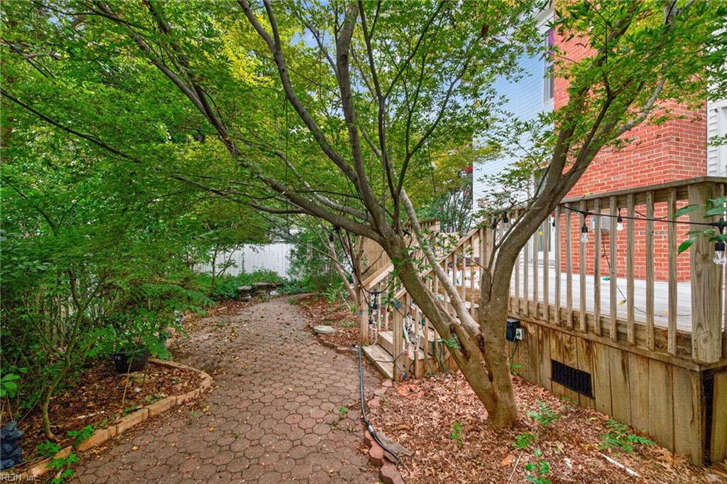 615 Maryland Ave Property Photo 7
