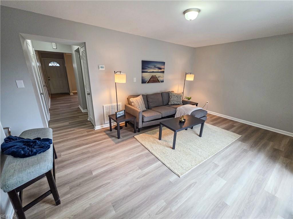 6408 S Stoney Pt Property Photo 6