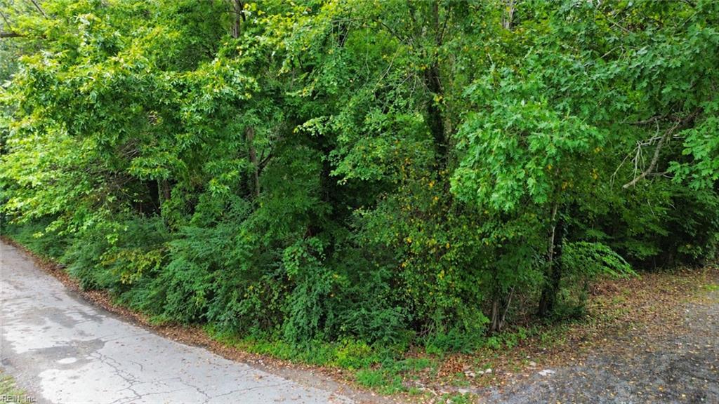 412 Fulcher St Property Photo 2