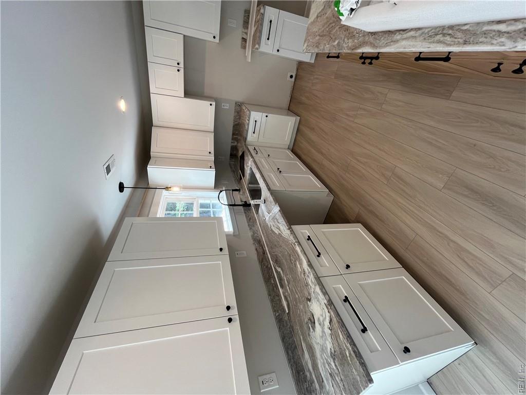 26470 Pine Hvn Property Photo 6