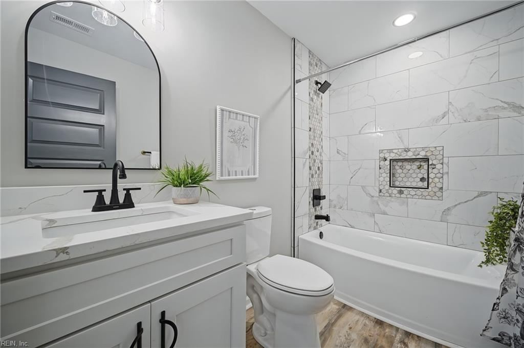 1085 Cascade Blvd Property Photo 11