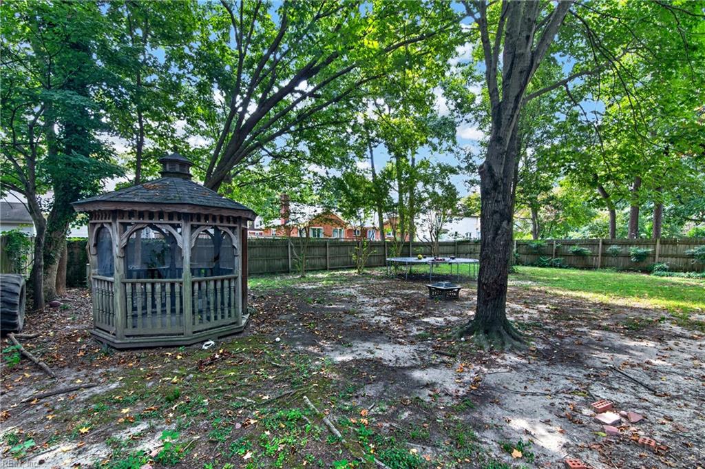 216 Admiral Ct Property Photo 43