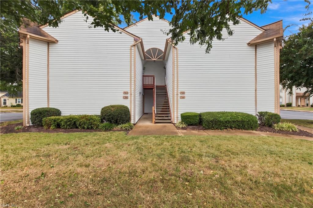 758 Harbor Springs Trl Property Photo 4