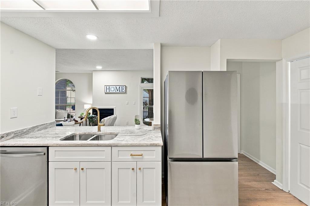 758 Harbor Springs Trl Property Photo 17