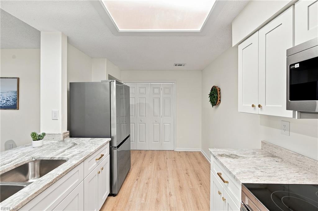 758 Harbor Springs Trl Property Photo 19