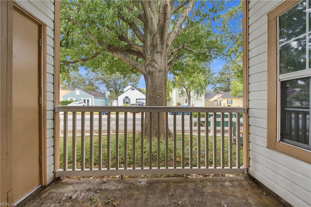 758 Harbor Springs Trl Property Photo 34