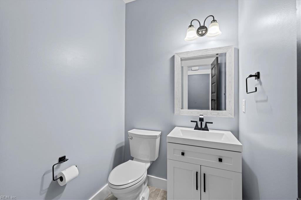 1817 Chloe Ln Property Photo 17