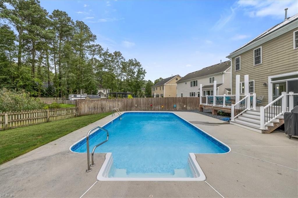 1817 Chloe Ln Property Photo 42