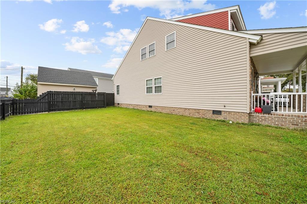1629 Conoga St Property Photo 11