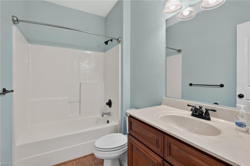 2205 Olmstead Ln Property Photo 24