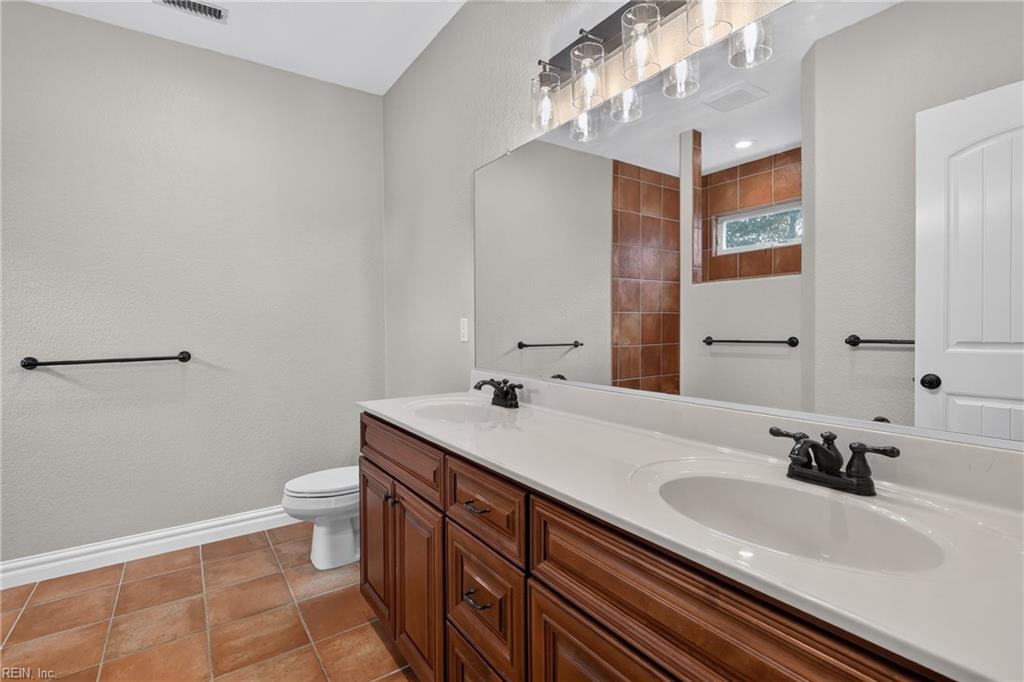 2205 Olmstead Ln Property Photo 44