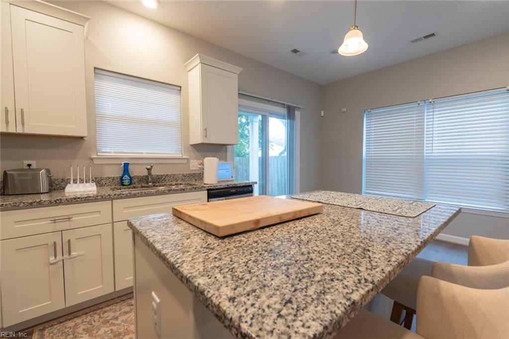 142 Filbert St Property Photo 14