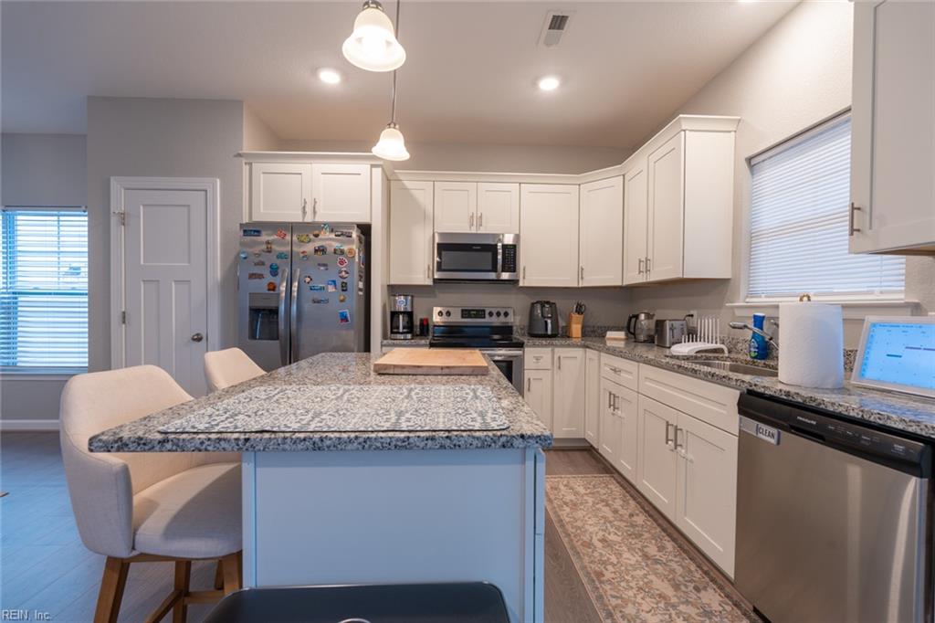 142 Filbert St Property Photo 16