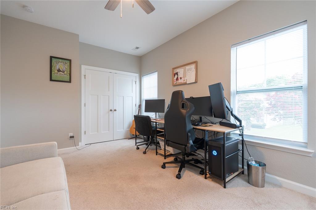 142 Filbert St Property Photo 48