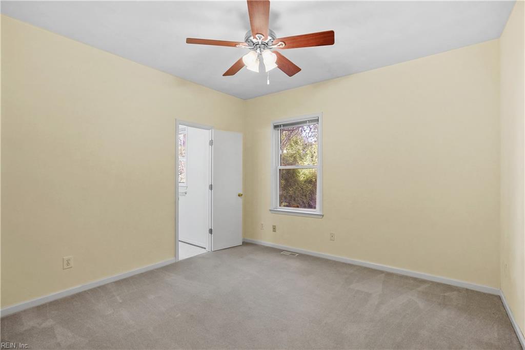 2112 Pretty Lake Ave Property Photo 22