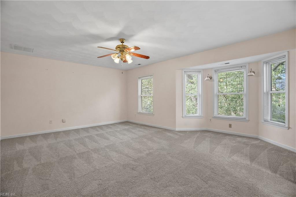 2112 Pretty Lake Ave Property Photo 31