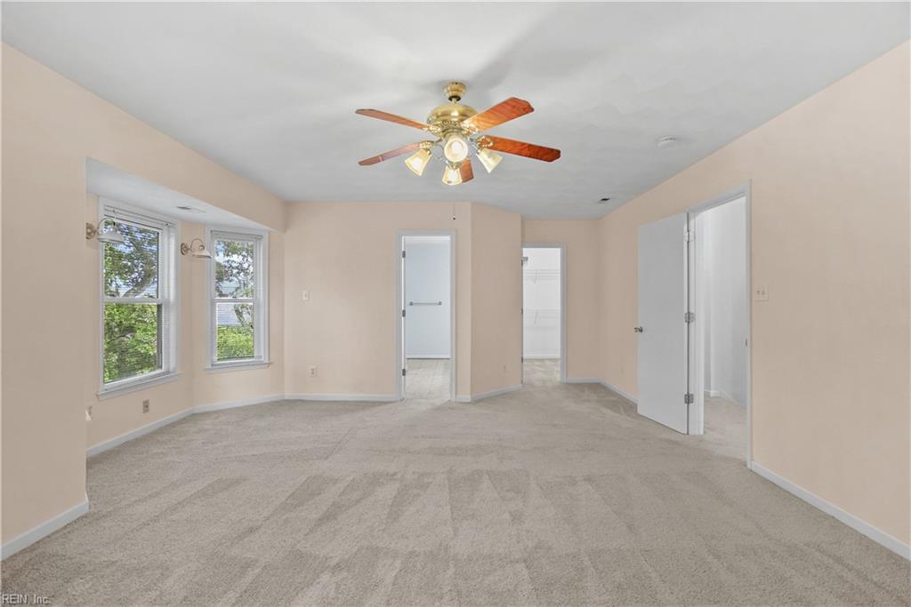 2112 Pretty Lake Ave Property Photo 33