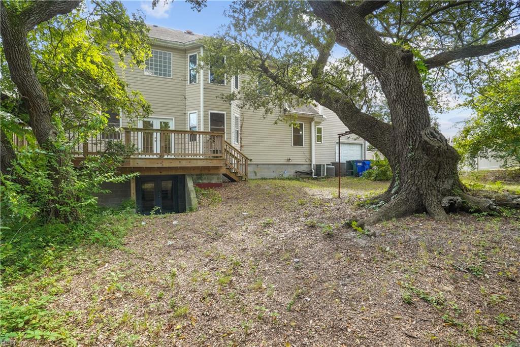2112 Pretty Lake Ave Property Photo 40