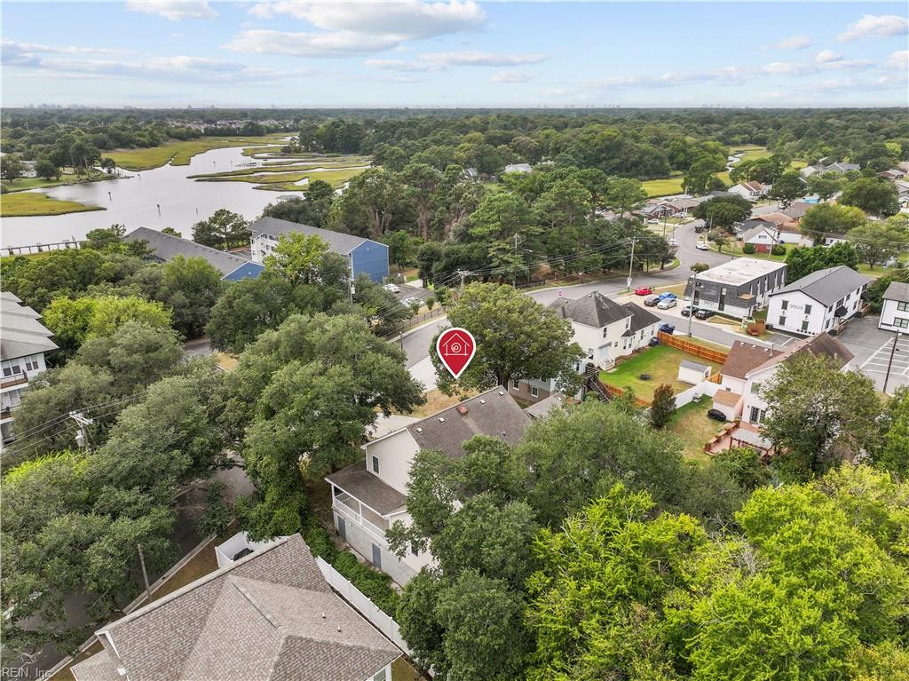 2112 Pretty Lake Ave Property Photo 45