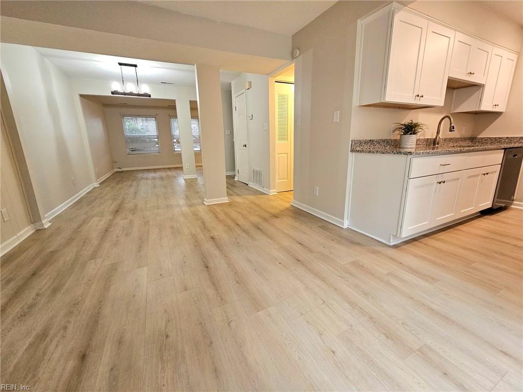 142 Tower Dr Property Photo 5