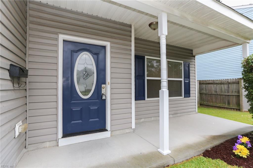 1644 Chesapeake Dr Property Photo 2