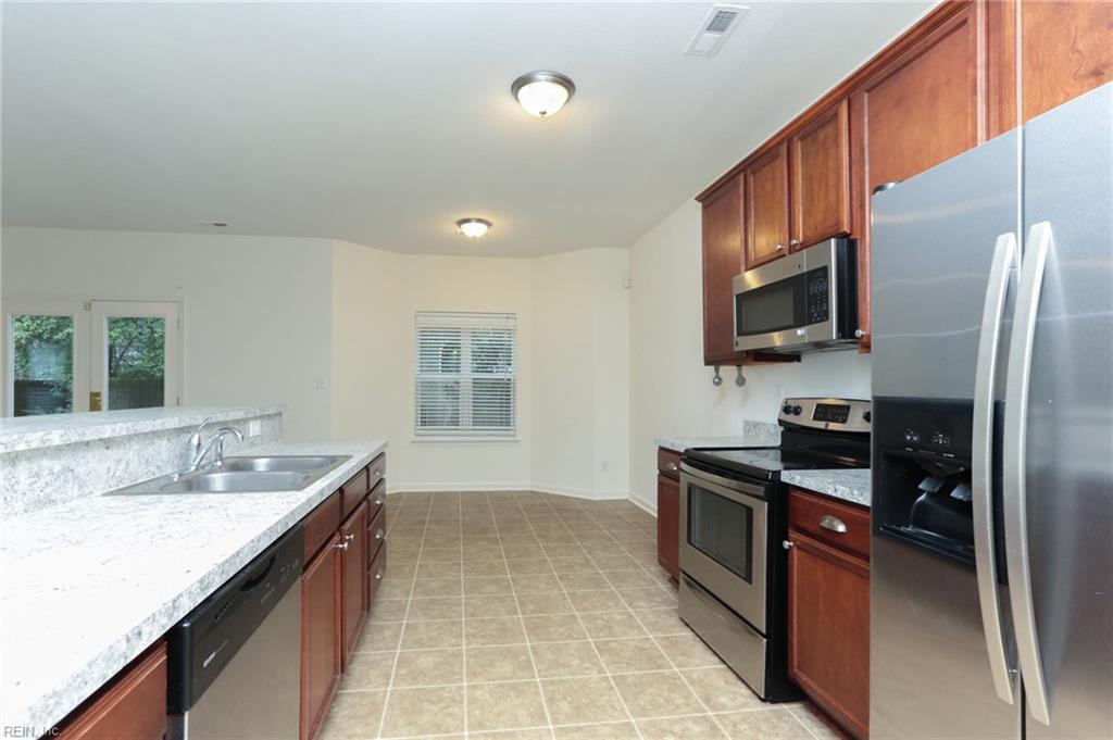 1644 Chesapeake Dr Property Photo 13