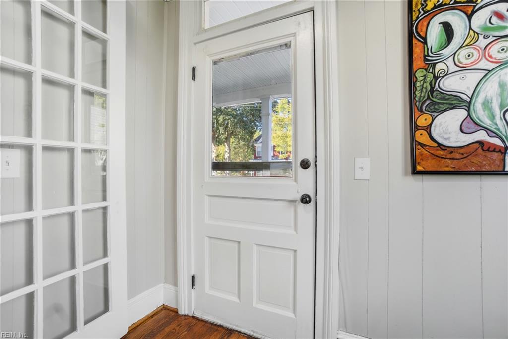 221 Mt Vernon Ave Property Photo 3