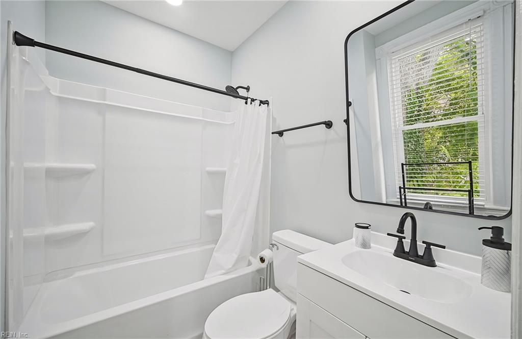 209 Chesapeake Ave Property Photo 32
