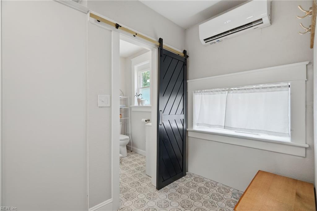131 Grayson St Property Photo 25