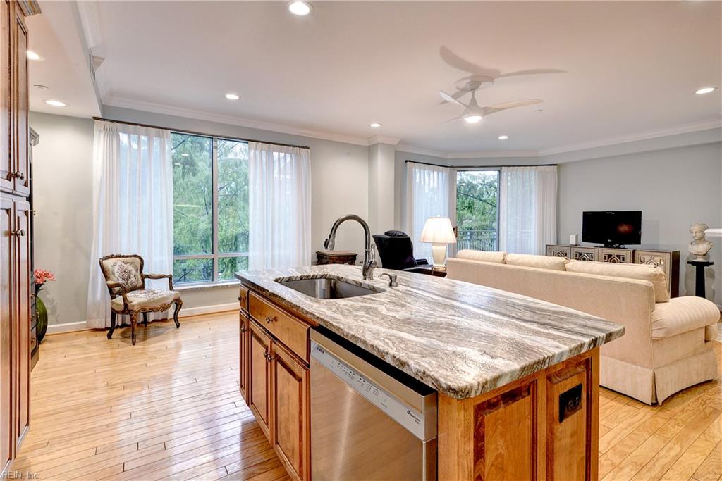 2209 William Styron Sq S Property Photo 16