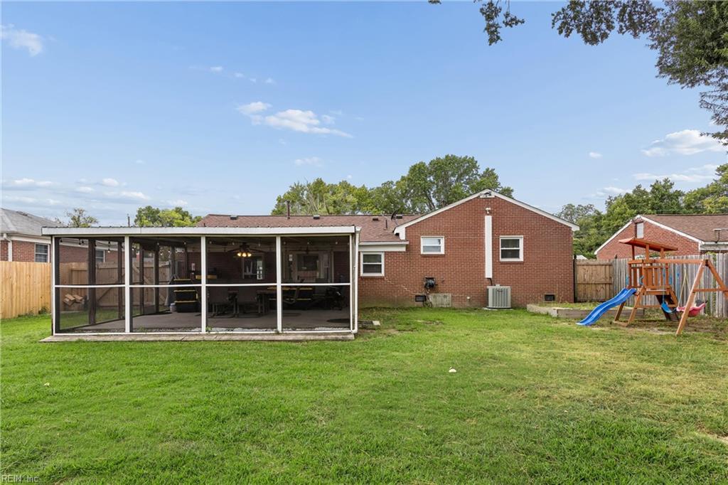 16 Longwood Dr Property Photo 30