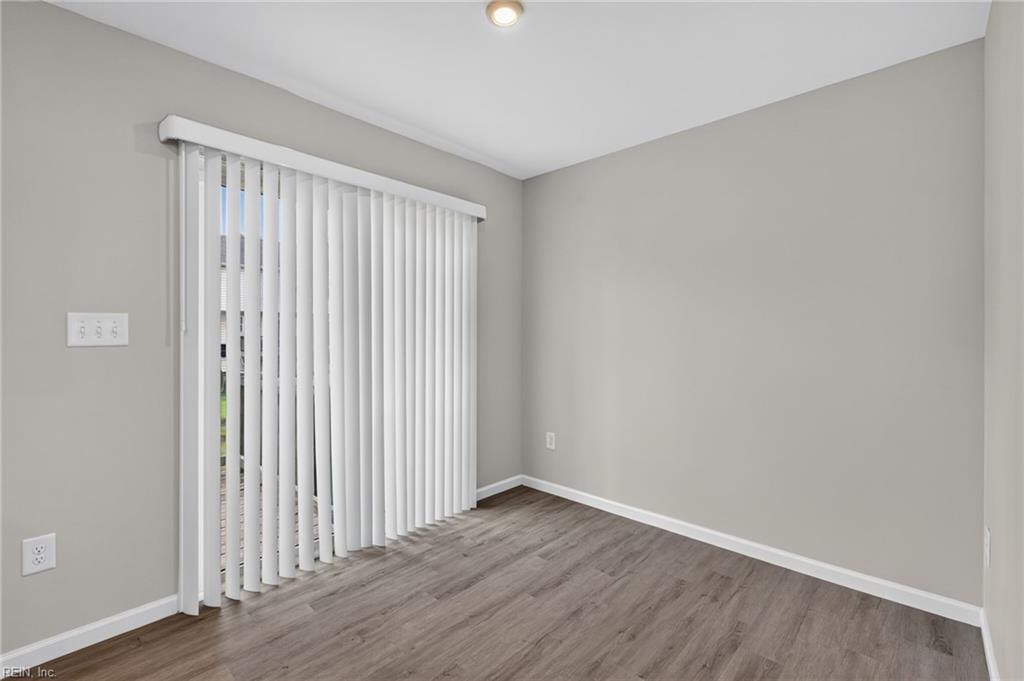 2027 Petersen Way Property Photo 6