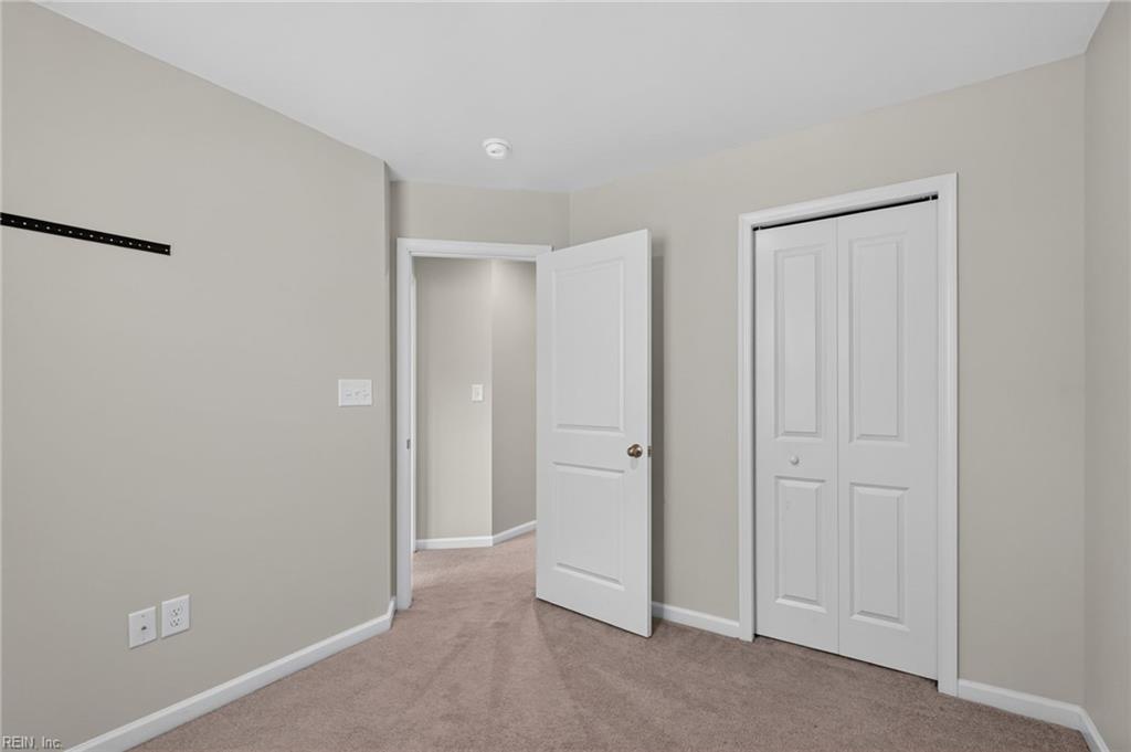 2027 Petersen Way Property Photo 20