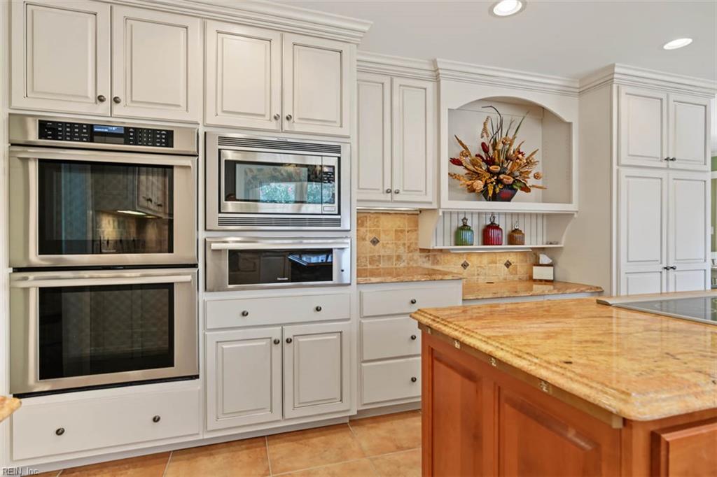 137 Roger Smith Property Photo 24